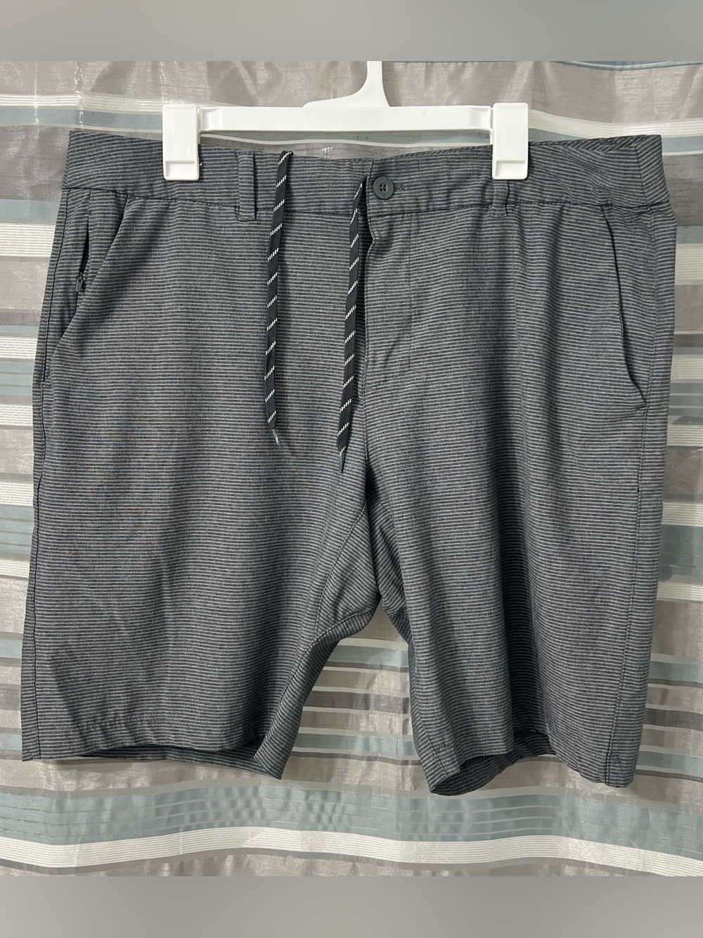 Hang Ten Men's Gray Hybrid Drawstring Shorts